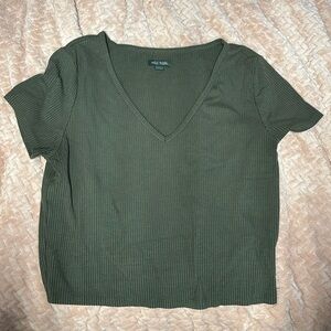 Green V Neck t shirt crop top